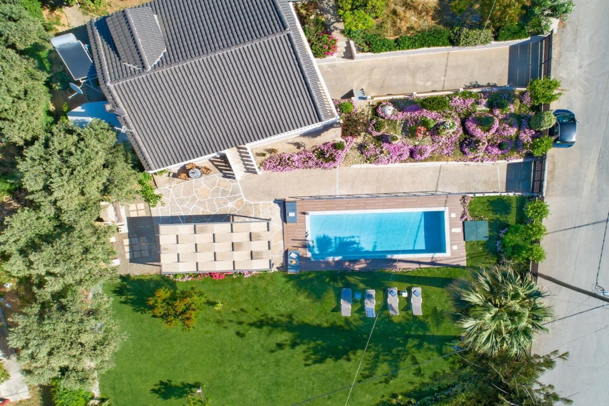 Santy Villa - Gerani Gerani  Exterior photo